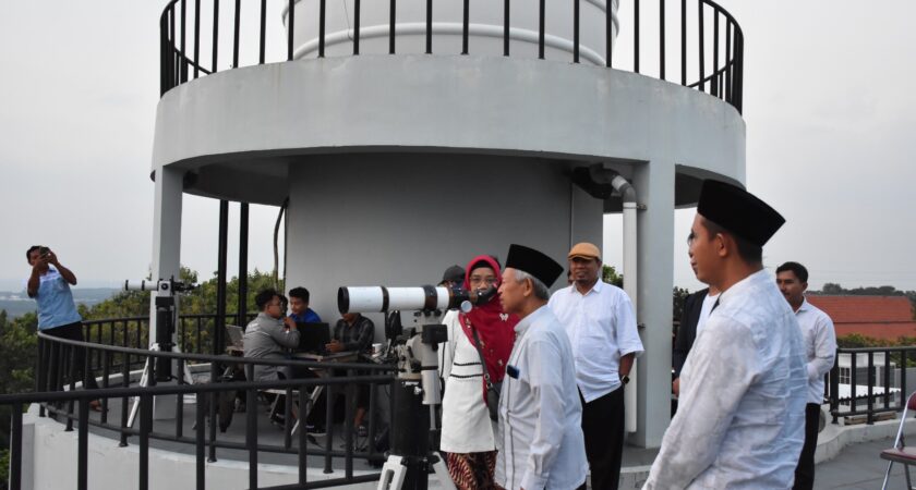 Sambut Tahun Baru Hijriah, Planetarium UIN Walisongo Gelar Rukyat Hilal Awal Muharram 1448 H