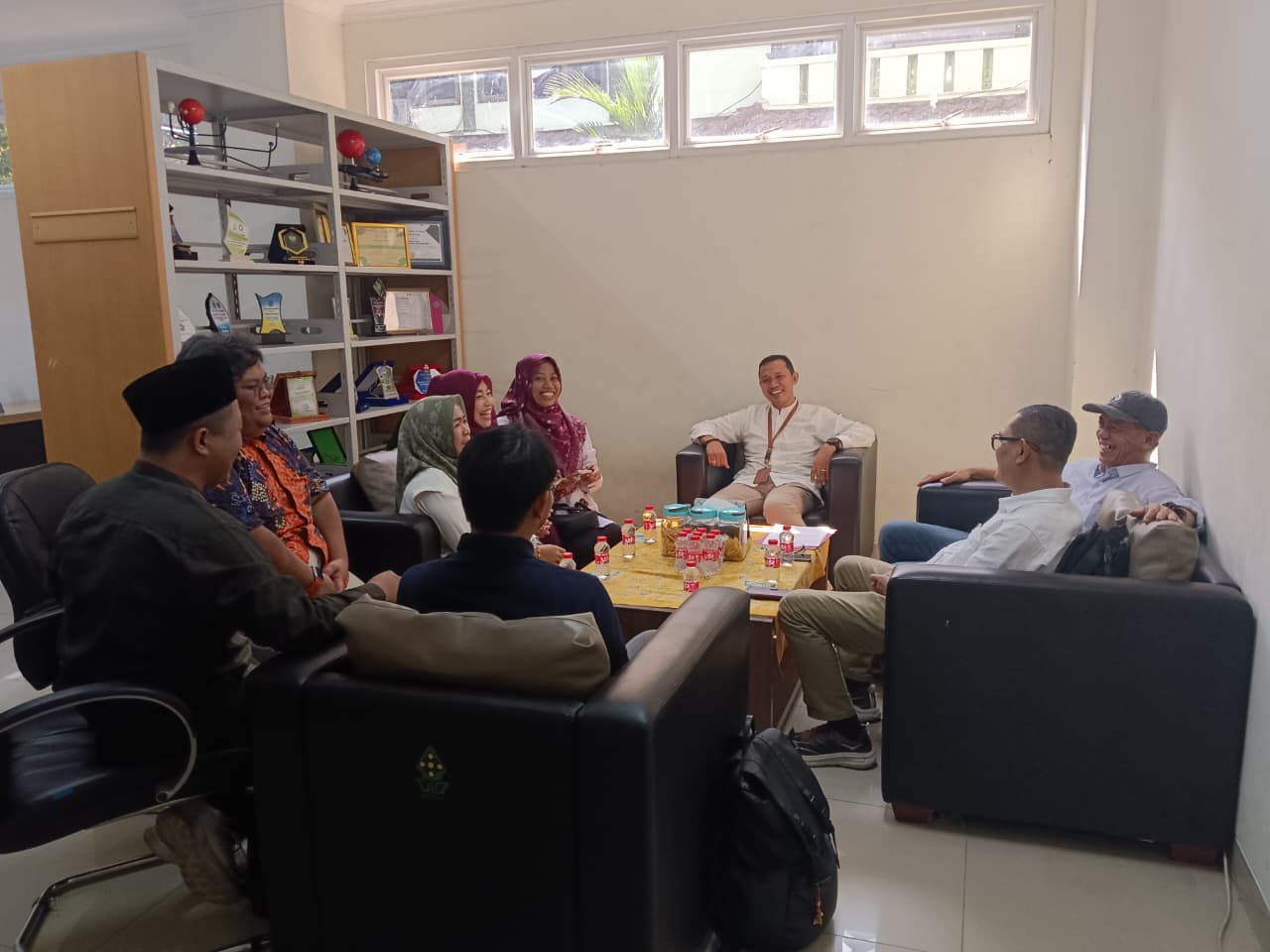 Terima Kunjungan Internasional: Assistant Professor Fuzhou University dan Pakar Kebijakan Antariksa Asia Tenggara Takjub dengan Kecanggihan Planetarium UIN Walisongo