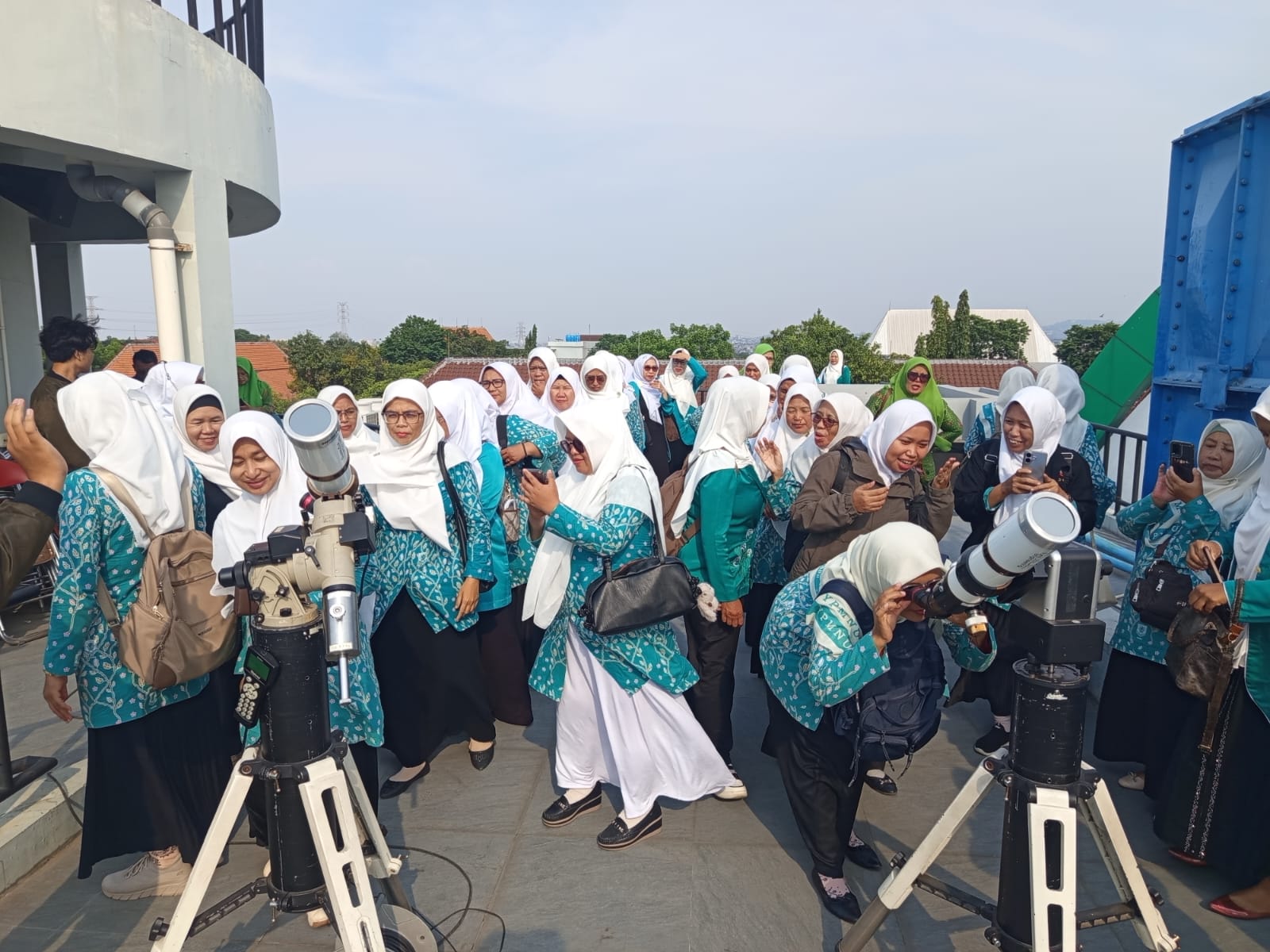 BIKIN TAKJUB! LEBIH DARI 100 PESERTA IGPAUD YPMNU JAWA TENGAH PADATI PLANETARIUM DAN OBSERVATORIUM UIN WALISONGO